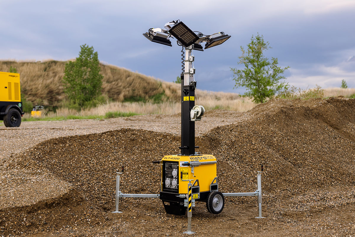 Axiom light towers on construction site
